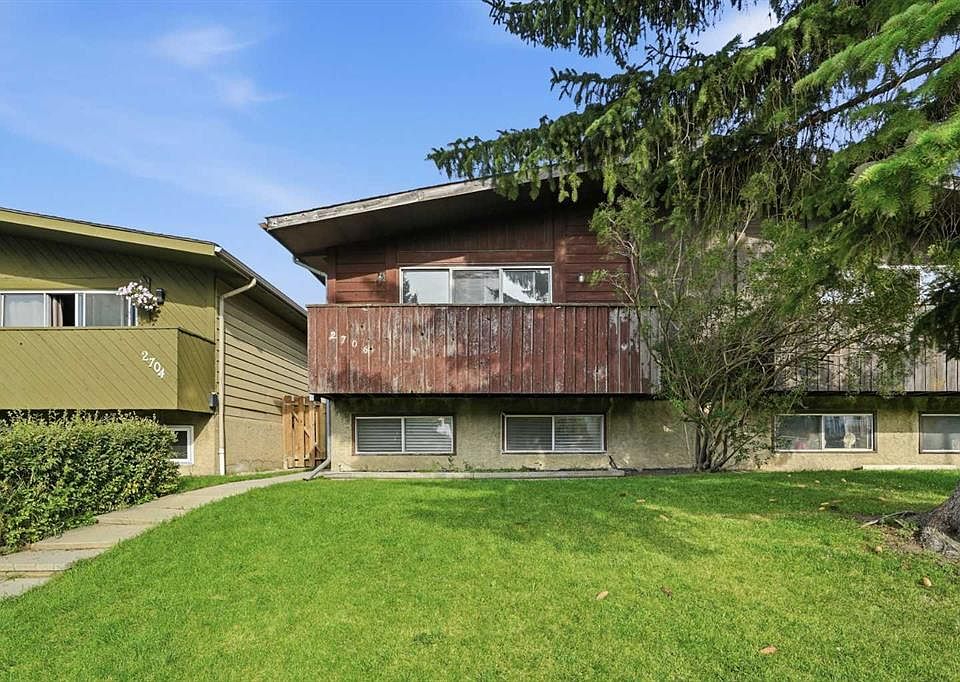 1st image of 2706 W 46th St SE