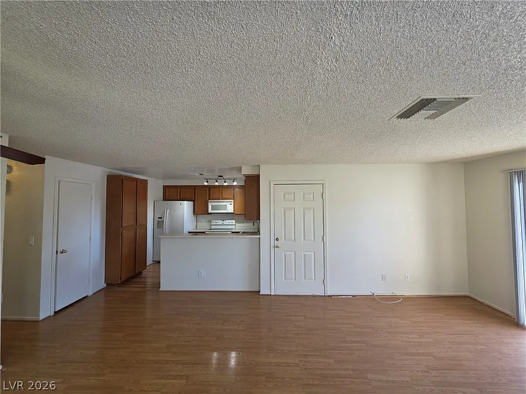 2200 Highpointe Dr #201 — Photo 43