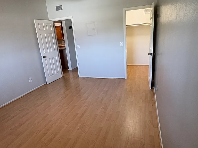 6804 E 2nd St #15 — Photo 15