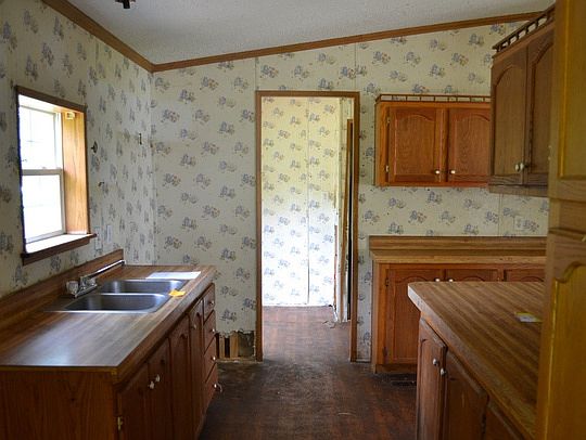 2nd image of 4520 W County Road 300 N
