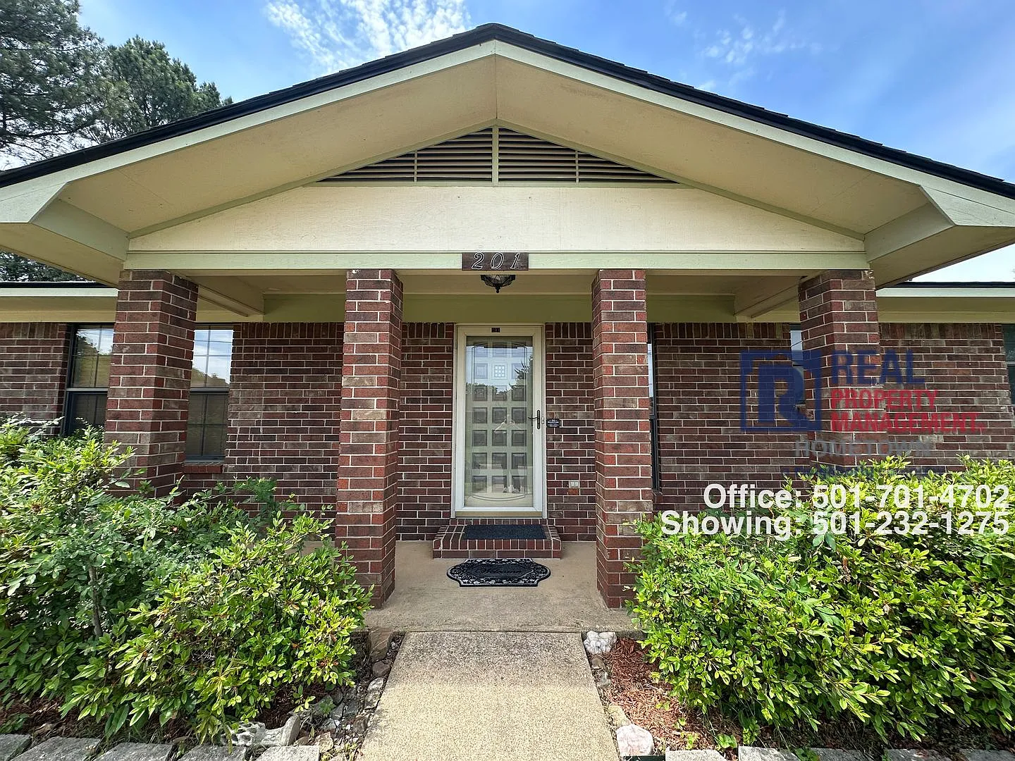 Beautiful 3 Bed 2 Bath Home In Hot Springs School District! — Photo 2