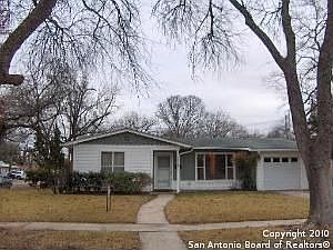 1st image of 202 Burwood Ln