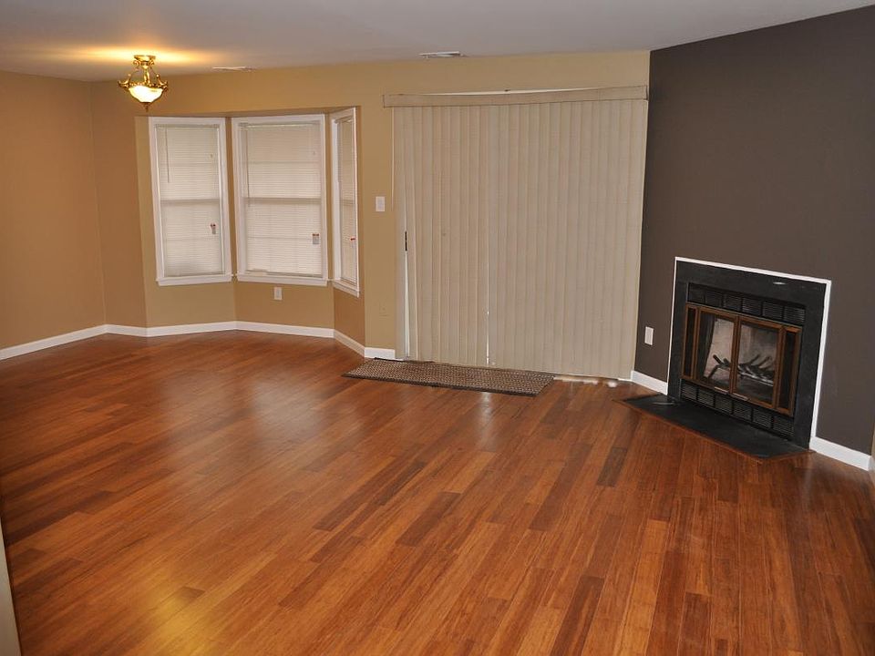 Living Room with FIreplace