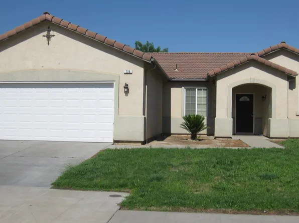 736 Carey Ave, Fowler, CA 93625