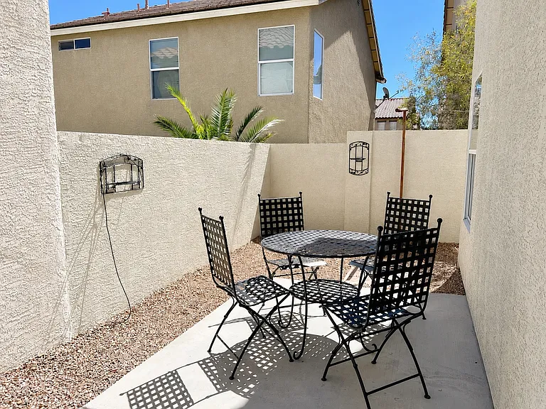 7224 Forefather St — Photo 15
