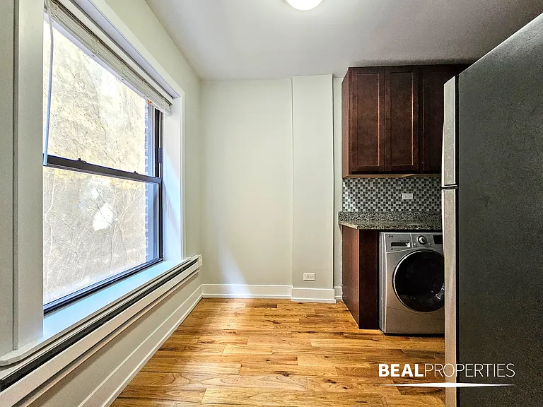 550 W Arlington — Photo 15