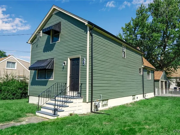 68 Gordon Ave, West Seneca, NY 14224