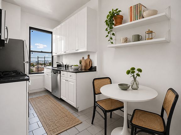3rd image of 150 Prospect Park W APT 6A