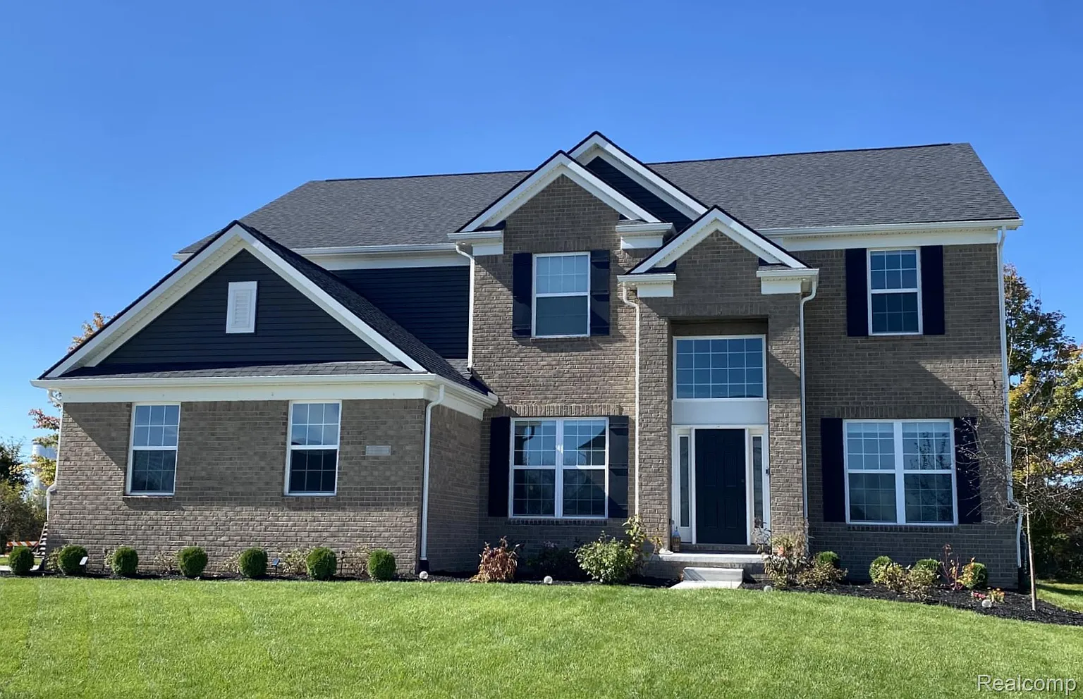 22213 Hilda Ln photo 1