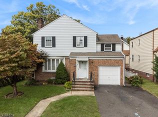 15 Clover St, Nutley, NJ 07110