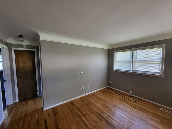 3rd image of 13424 Harold Ave
