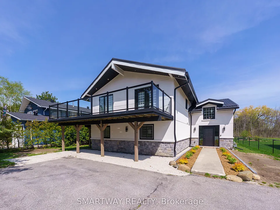 107 Campbell Cres