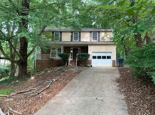 1001 Ironstone Ct, Raleigh, NC 27615