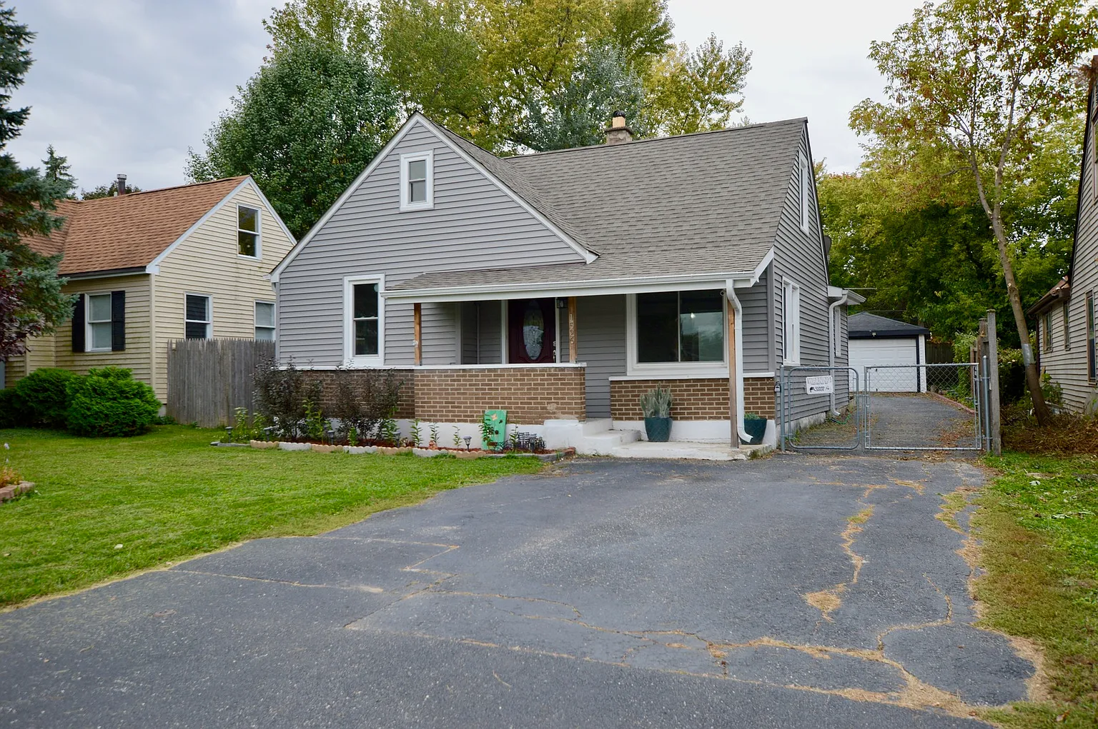 1526 North Ave photo 1