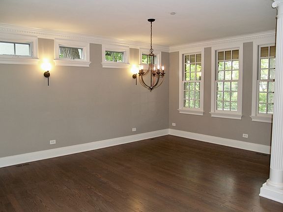 5th image of 539 N Park Blvd