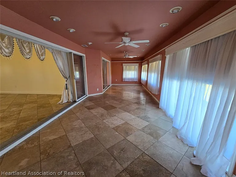 2922 Wynstone Dr — Photo 20