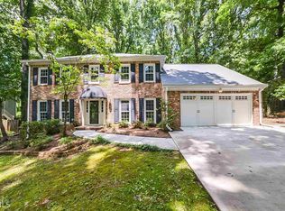 2472 N Forest Dr, Marietta, GA 30062