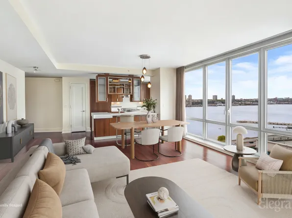 60 Riverside Boulevard image 1 of 12