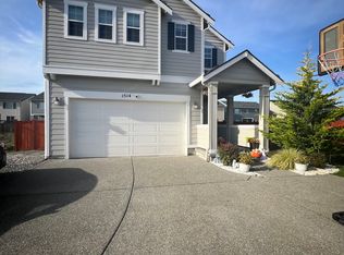 1514 28th St NW, Puyallup, WA 98371