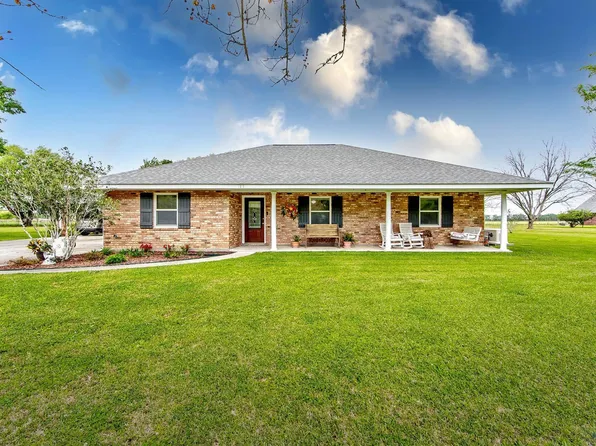 183 Rue De Beauville, Napoleonville, LA 70390