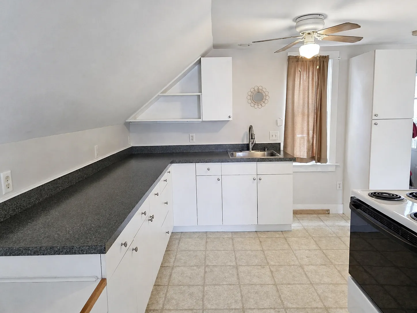 10 Friend Street - 2 — Photo 2