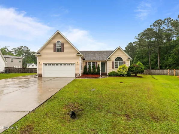 413 Sweet Gum Way, New Bern, NC 28562