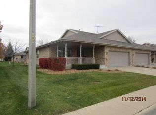 821 Eagle Creek Rd, Elwood, IL 60421