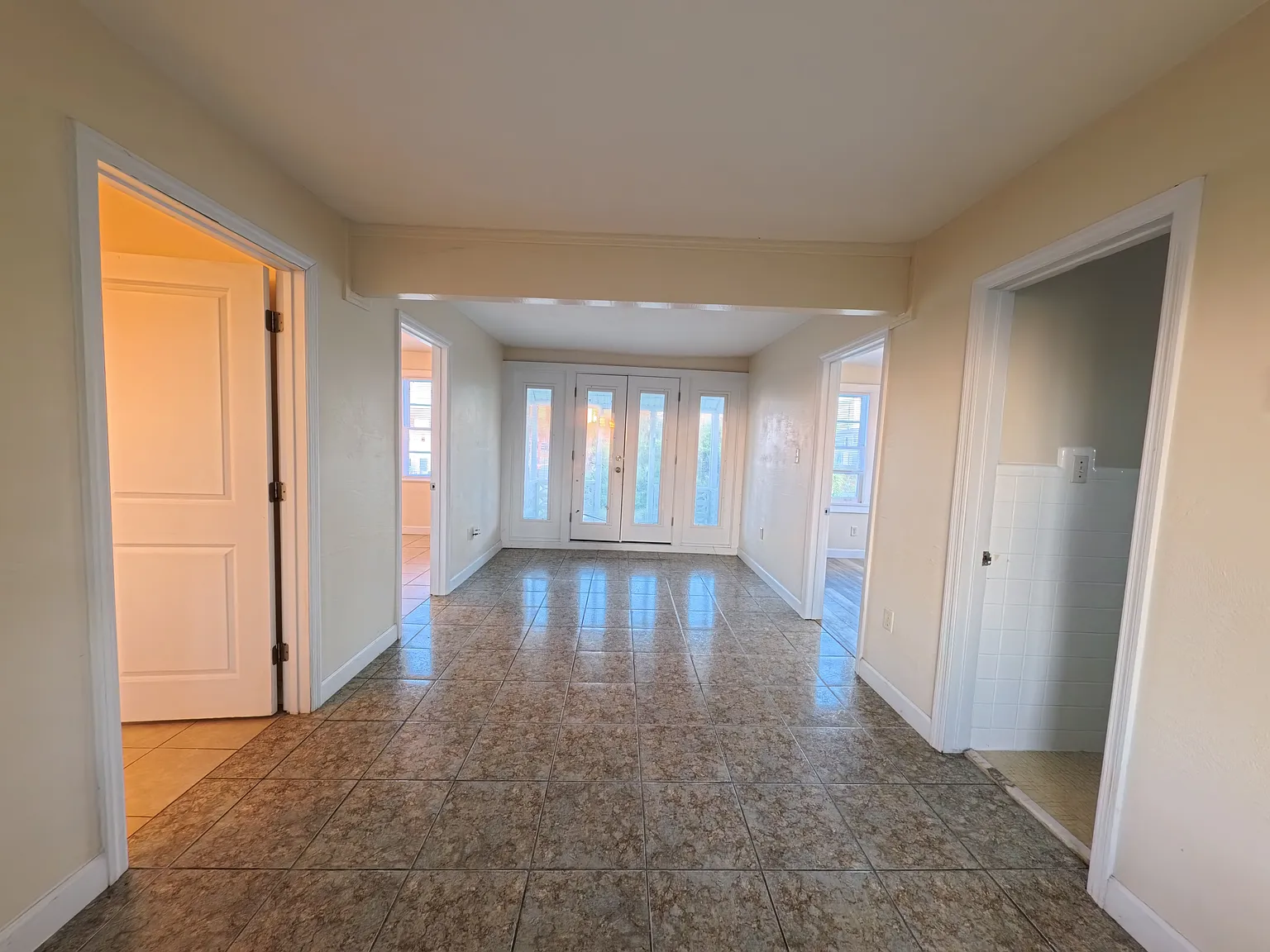 3108 Liberty St — Photo 3