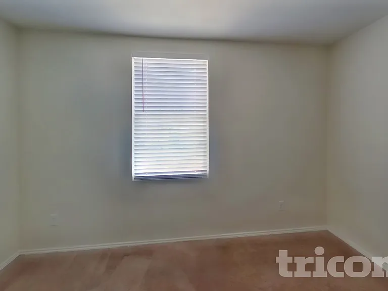 5672 McClelland St — Photo 10