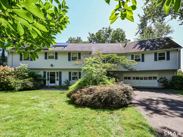 20 Chimney Hill Road, Middletown, CT 06457