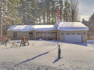 10595 Thiel Rd, Traverse City, MI 49685