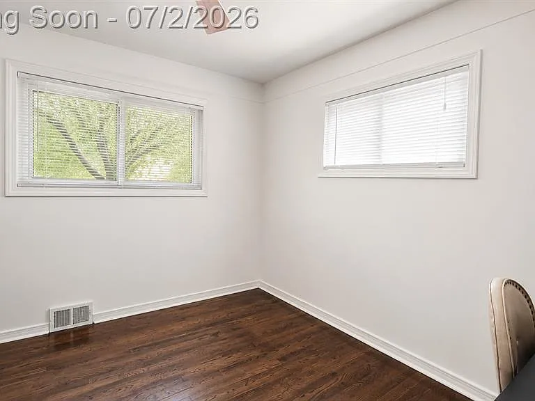 25038 Chernick St — Photo 12