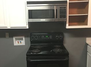 1411 S Barry Ave APT 102, Dallas, TX 75223