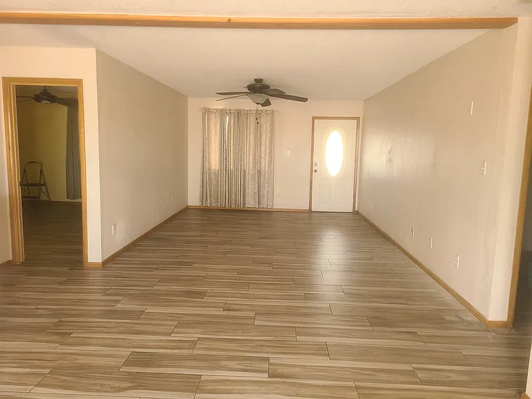 3850 S Hinckley Dr — Photo 2