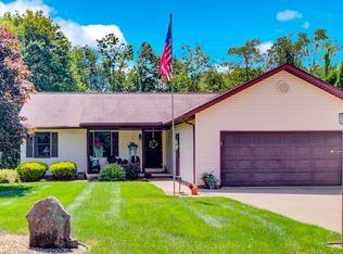 27 Navajo Trl, Malvern, OH 44644