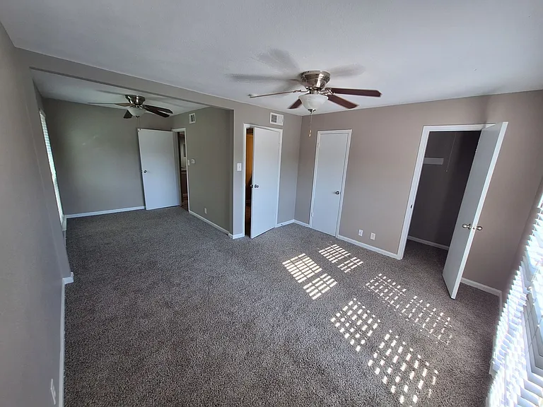 Island Bay Resort Apartments — Photo 73