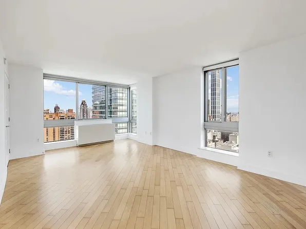 235 East 55th Street 40A image 1 of 6