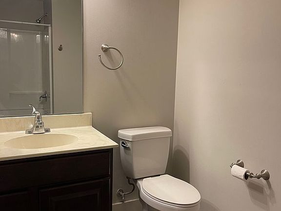 3rd image of 808 N 33rd St APT 3