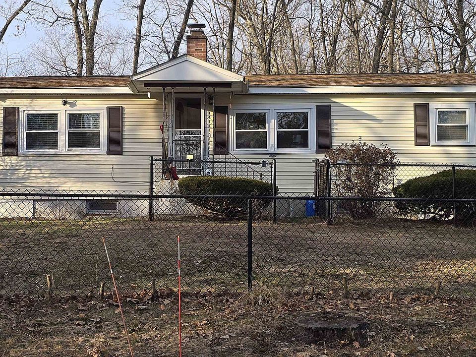 1st image of 19 West Stearns Avenue