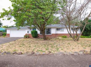 2420 Pine Ln SE, Albany, OR 97322