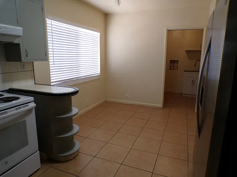18832 Mello Rd — Photo 10