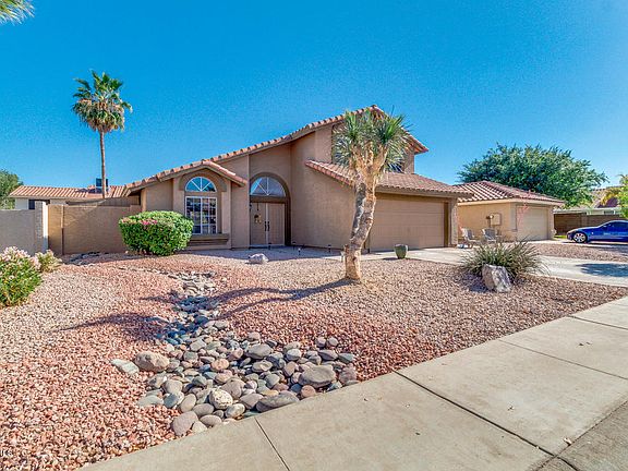 2nd image of 4315 E Tanglewood Dr