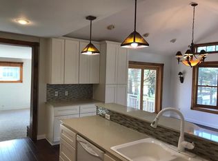 2861 Highridge Ter, Eagan, MN 55121