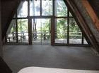 135 E Terrace Dr, Belfair, WA 98528