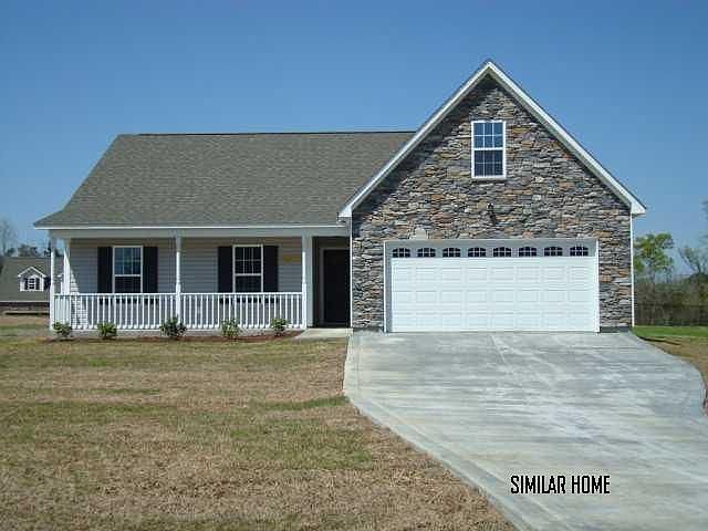 2nd image of 400 Blue Moon Ct
