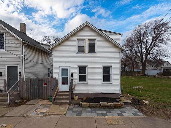 2nd image of 3724-3726 Bailey Ave