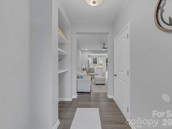 5th image of 11310 Bartrams Way
