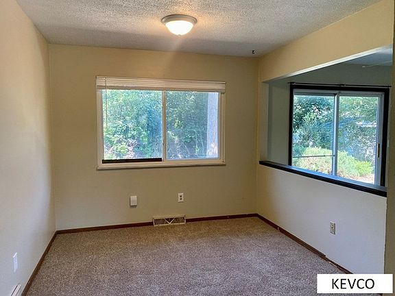 4th image of 2805 Redwing Rd