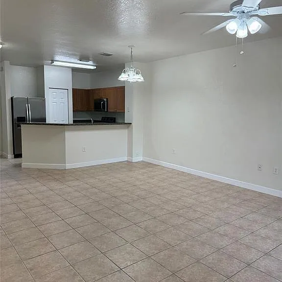 1721 SW 81st Ter — Photo 8