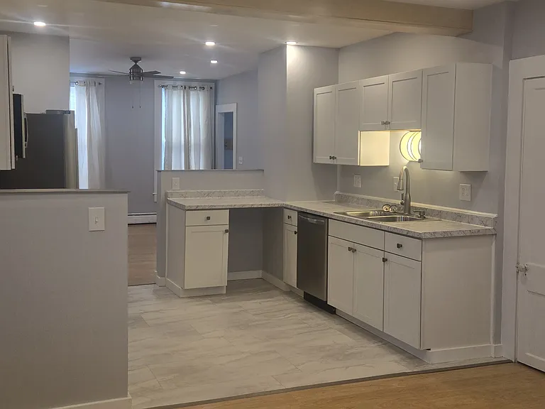 105 W Main St #2 — Photo 14